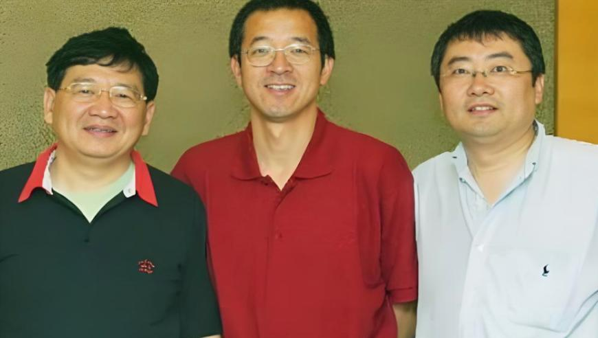 爸爸包饺子获宝宝花式夸赞,2o24年新澳门彩管家一句话,典故解疑_GM版V3.70